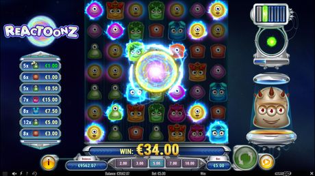 Reactoonz gameplay screenshot
